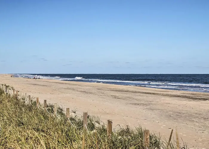 Stroll To Shore! W/ Balcony In Ocean Holiday home *